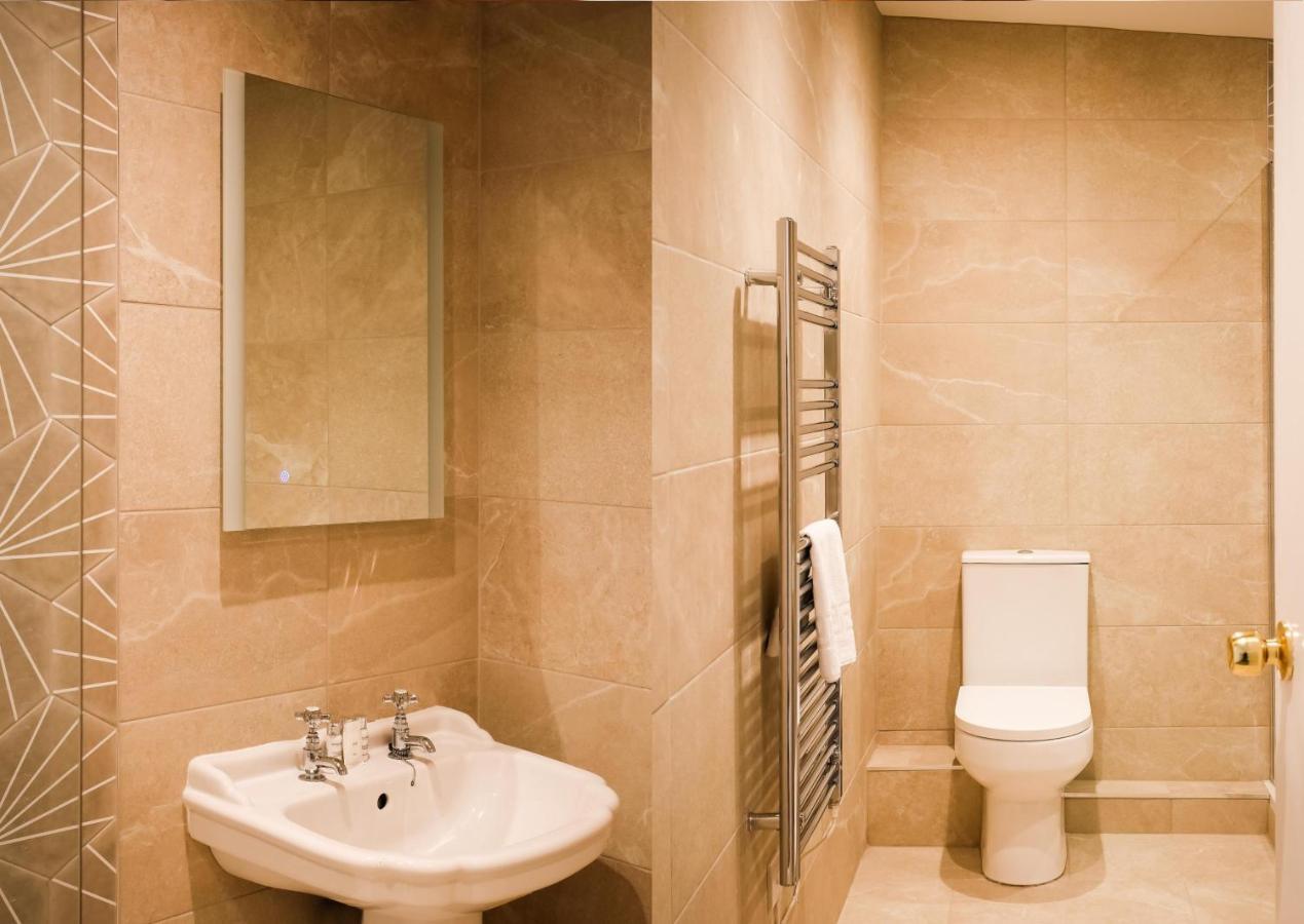 Allerdale Court Hotel Кокермут Екстер'єр фото